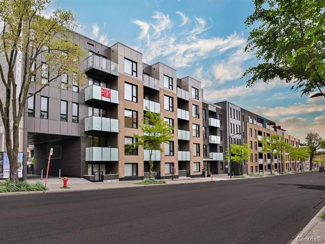 Immeuble de copropriétés dans l'arrondissement de Ville-Marie, à Montréal